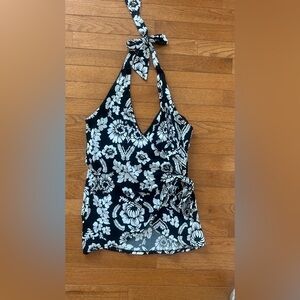 WHITE HOUSE BLACK MARKET halter Medium
